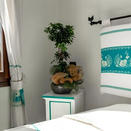 Trinita Dei Corsari 토레 데이 코르사리