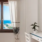 Trinita Dei Corsari Hotel 3*