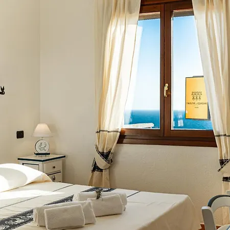 Hotel Trinita Dei Corsari