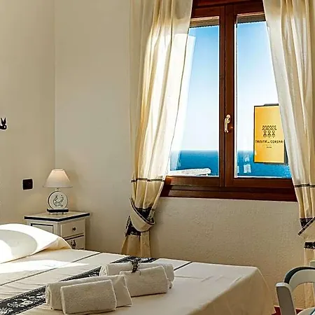 Trinita Dei Corsari Hotel 3*